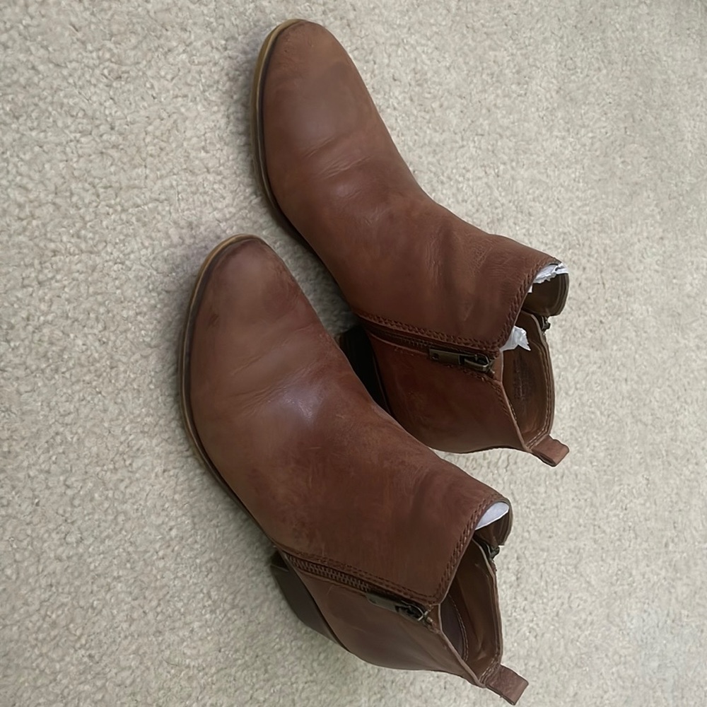 Lucky brand toffee colored ankle boots. Distressed look.